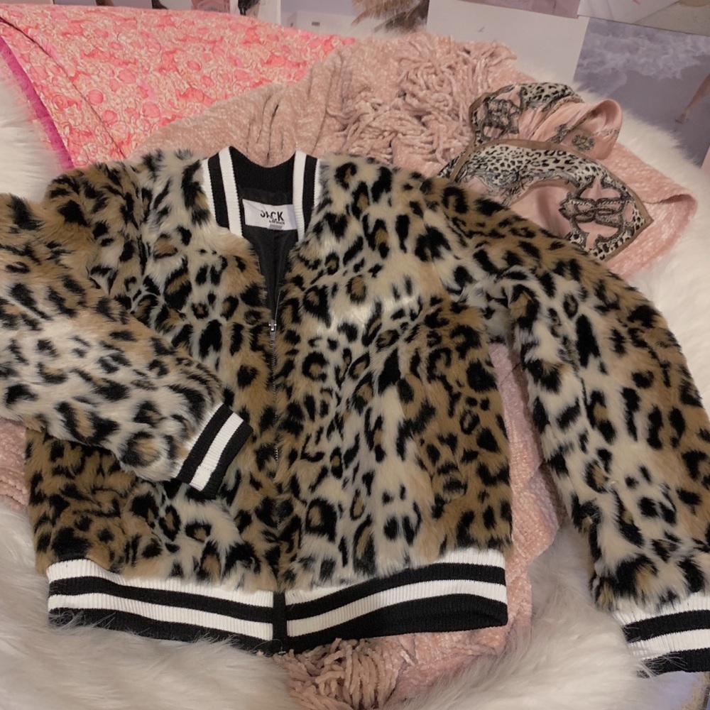 leopard faux fur BB Dakota zip up cropped jacket